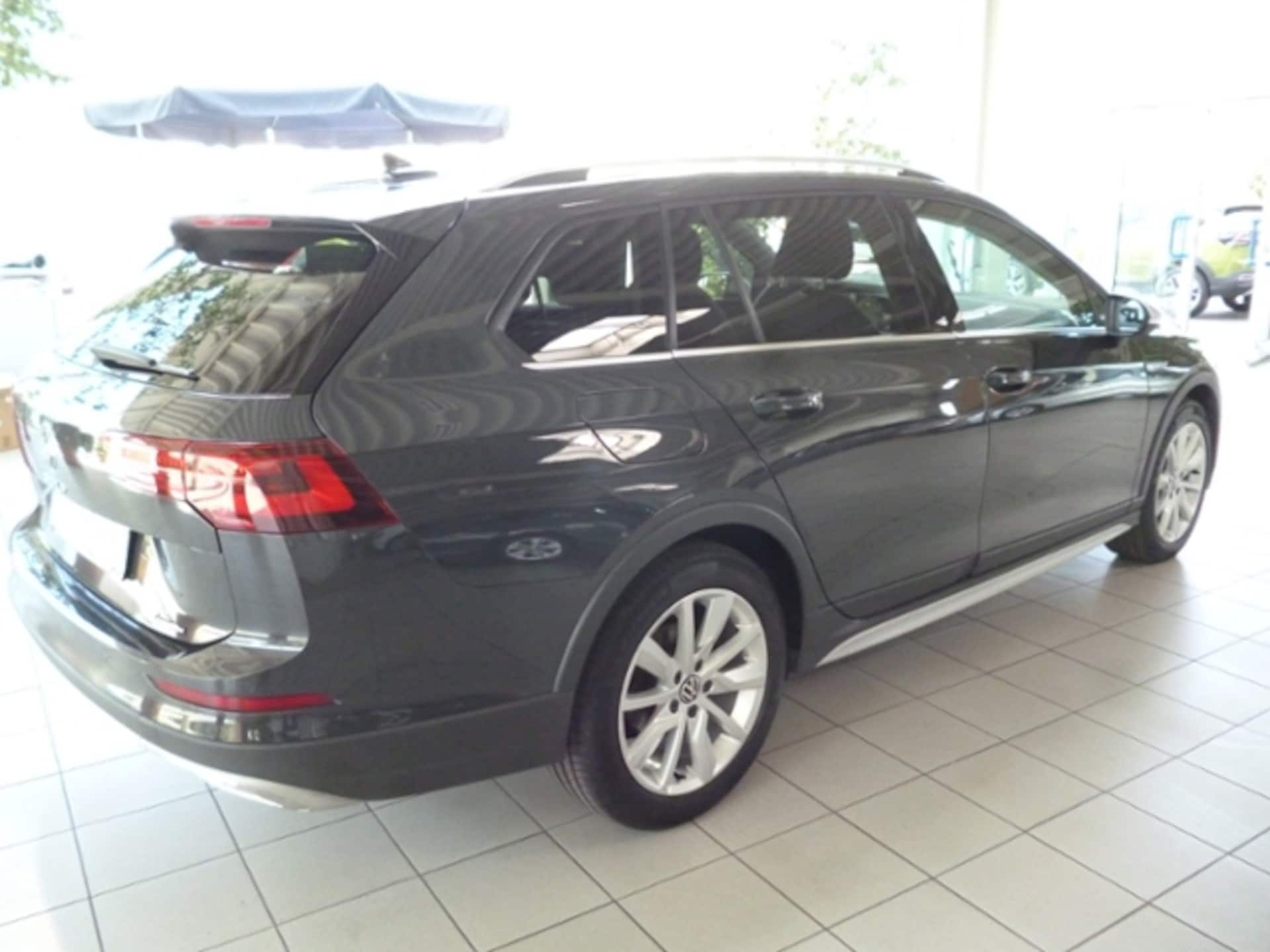 Volkswagen Golf Variant Alltrack