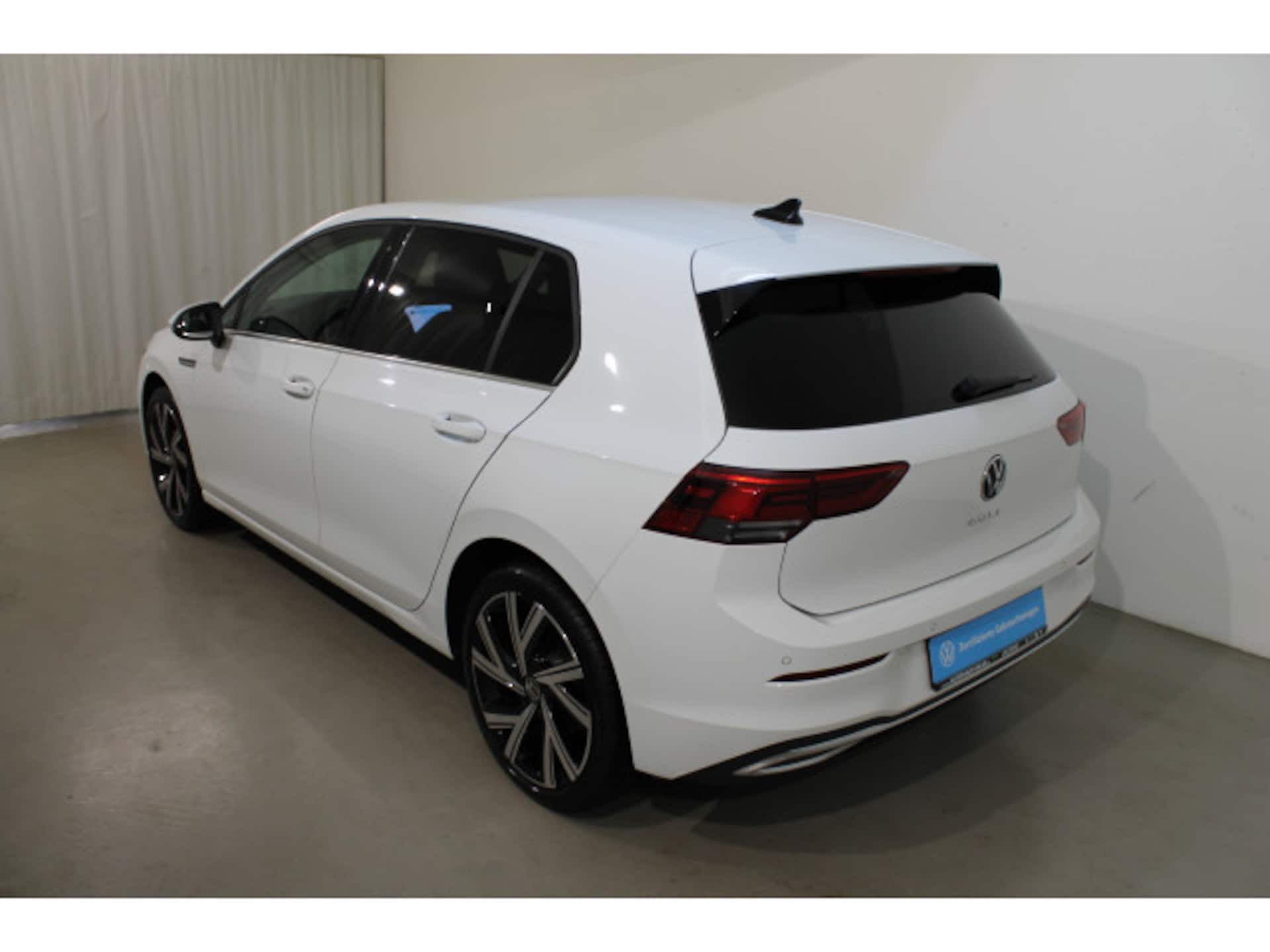 Volkswagen Golf Style