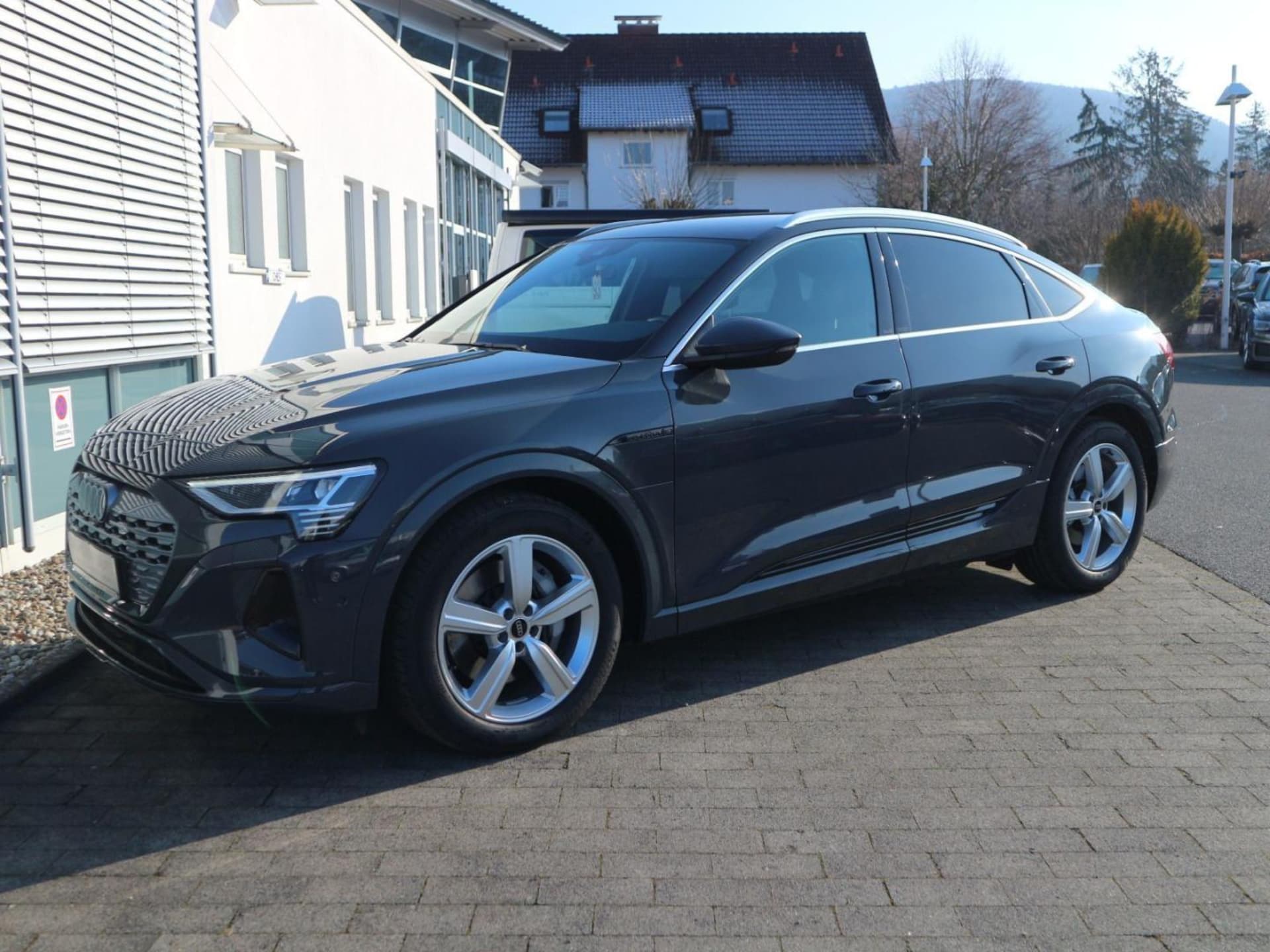 Audi Q8 Sportback e-tron Advanced