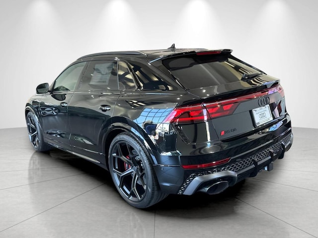 2026 Audi RS Q8 SUV performance