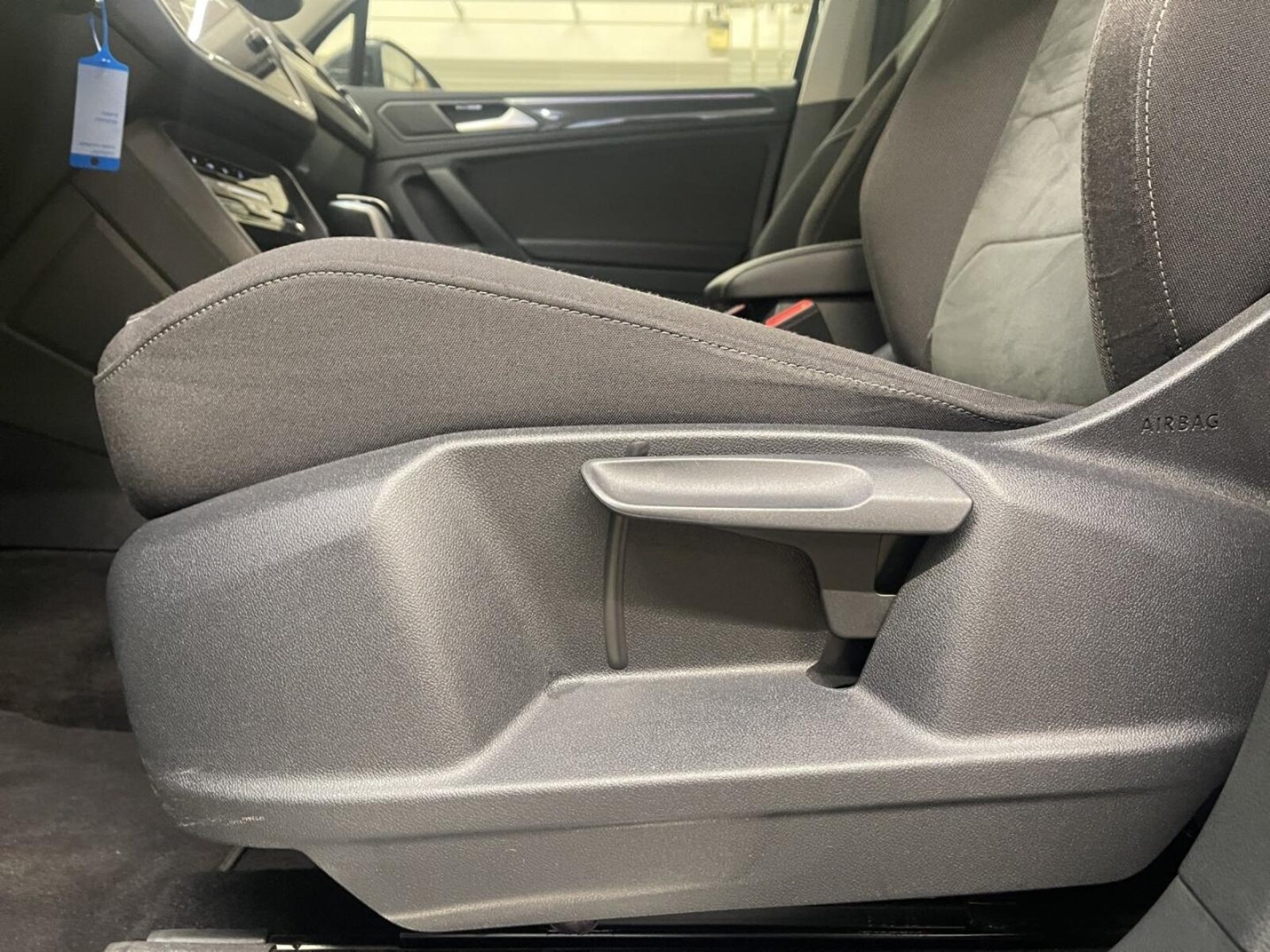 Volkswagen Tiguan – Bild 10