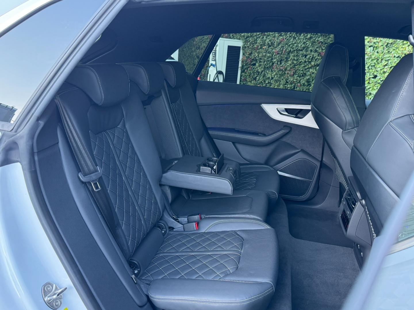 Image about Audi Q8 55 TFSI quattro S line 250(340) kW(PS) tiptronic