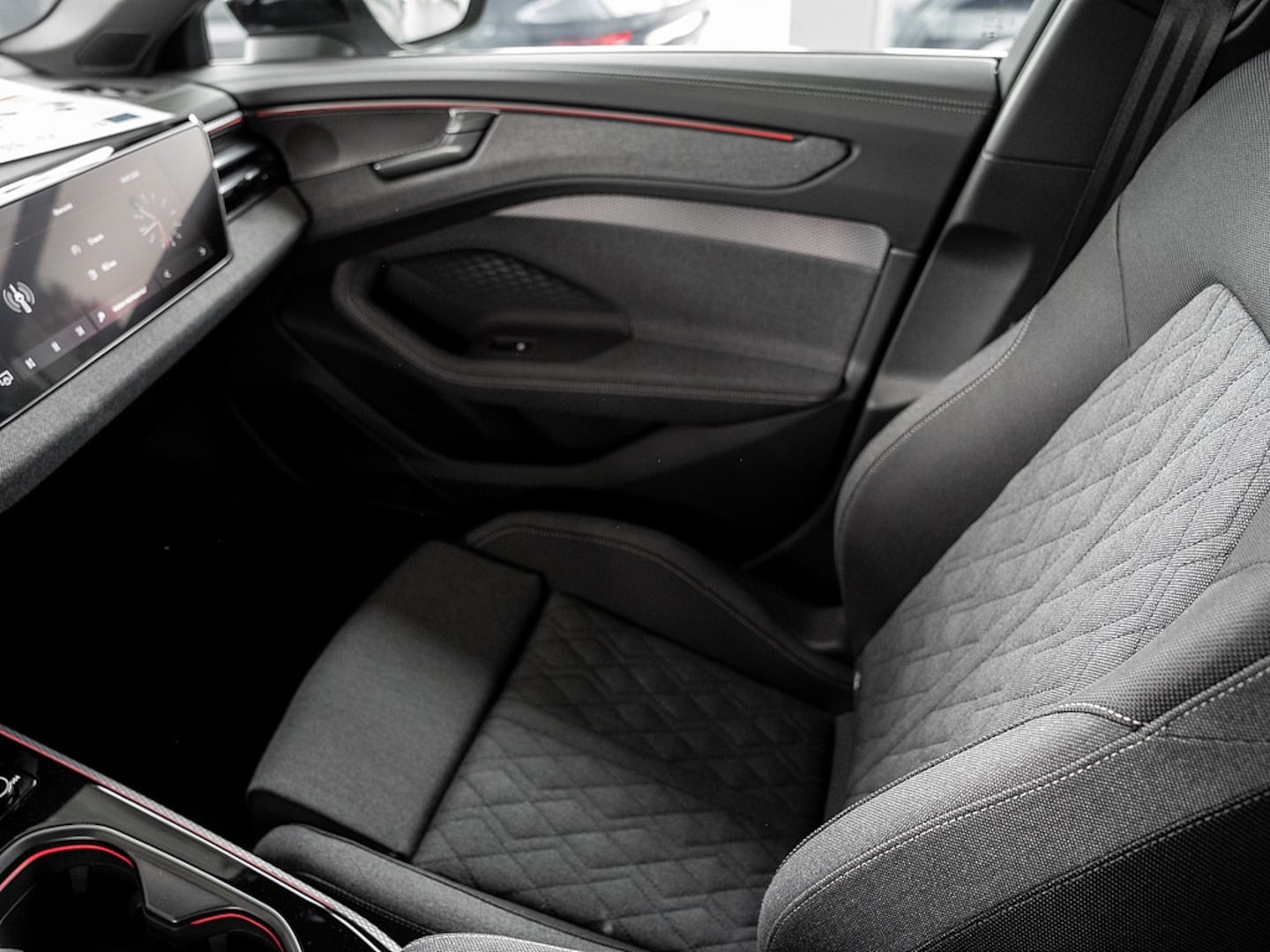 Bild über Audi A6 Limousine edition one TDI quattro 150 kW S tronic - für weitere Informationen kontaktieren Sie den Audi Partner