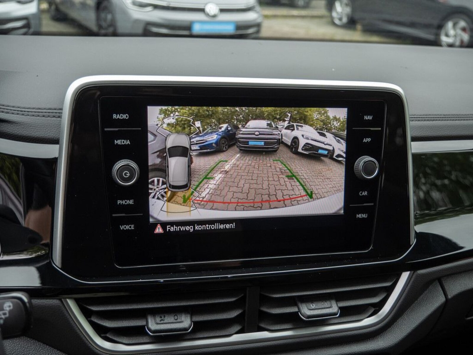 Volkswagen T-Roc – Bild 12