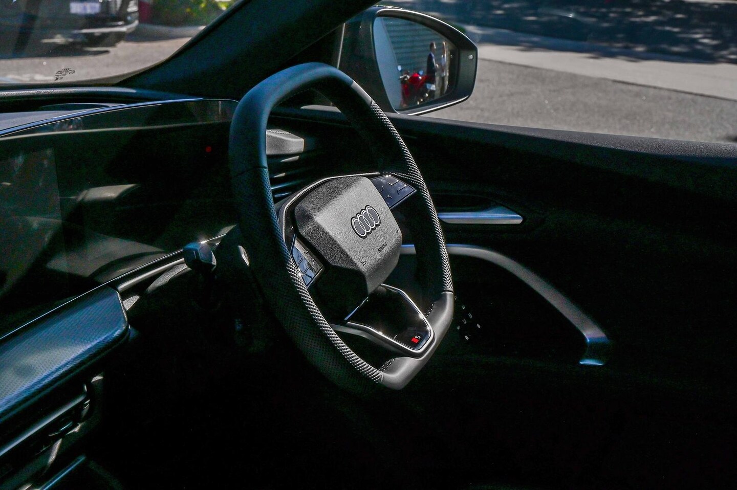 Image about Audi Q5 SUV TDI quattro 150 kW sport