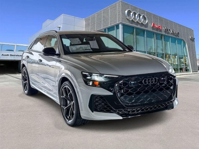 2026 Audi RS Q8 SUV performance