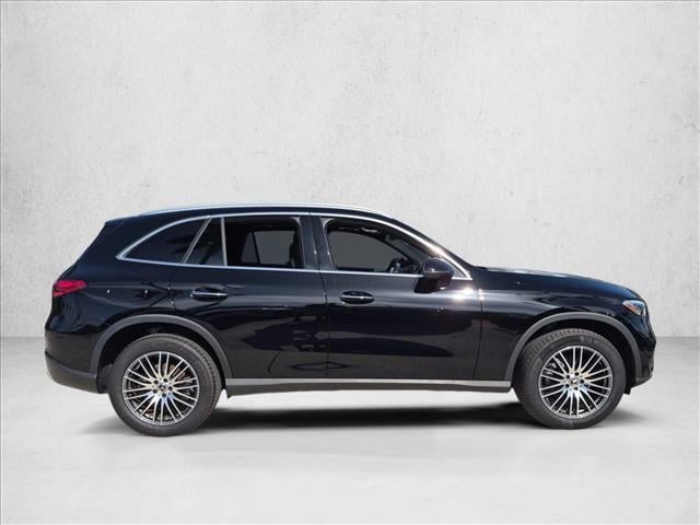 2026 Mercedes-Benz GLC 300