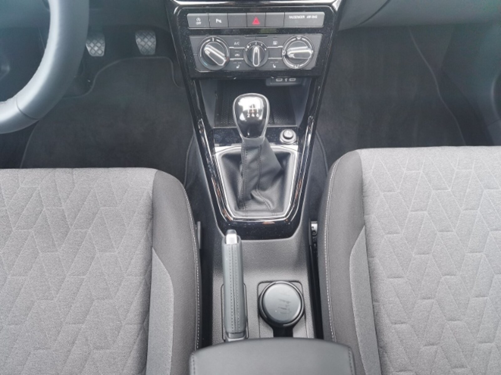 Volkswagen T-Cross – Bild 8