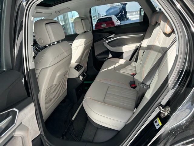 Image about Audi e-tron 50 quattro Advanced 230,00 kW
