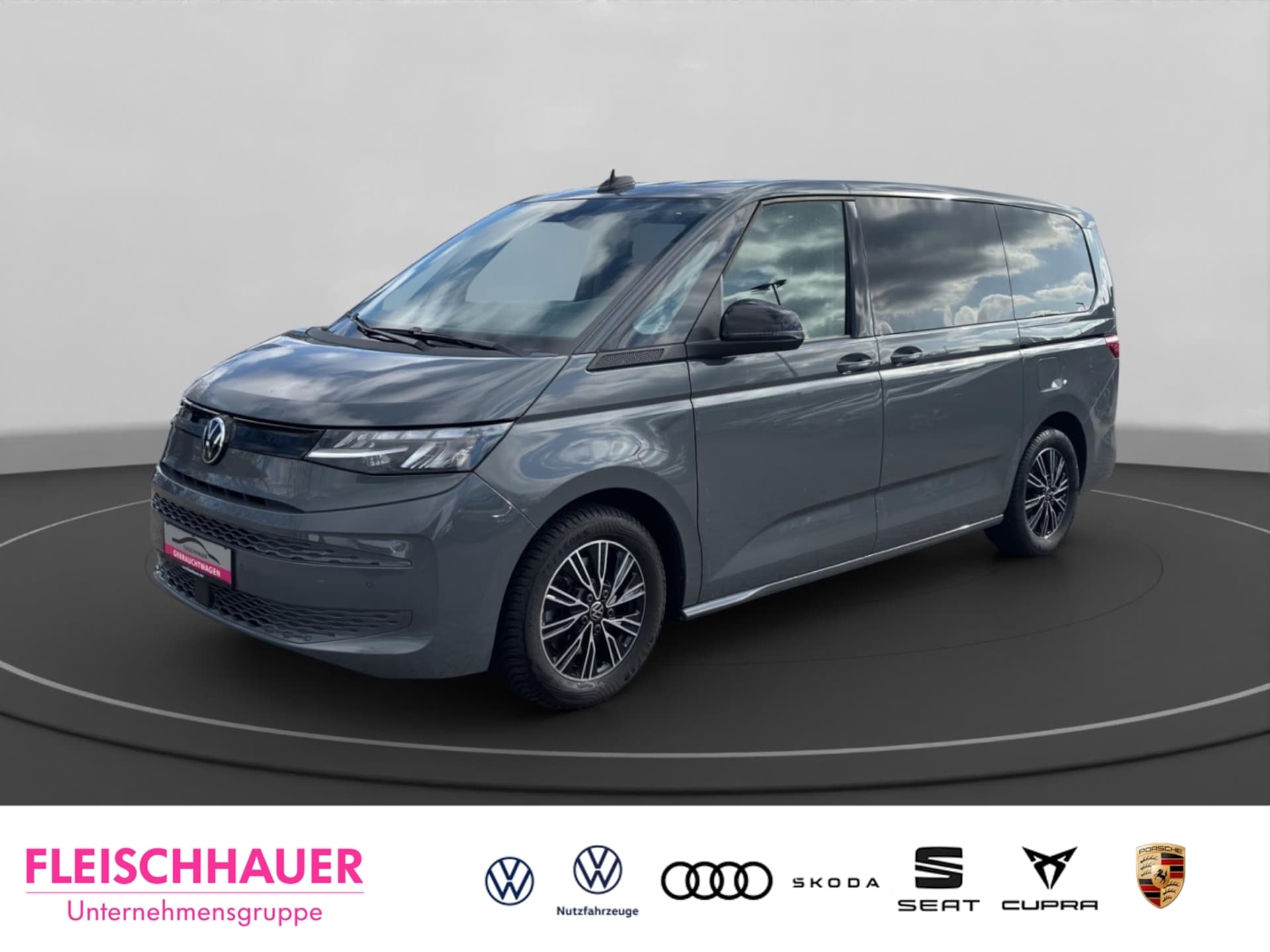 Volkswagen Multivan Langversion Basis-Modell