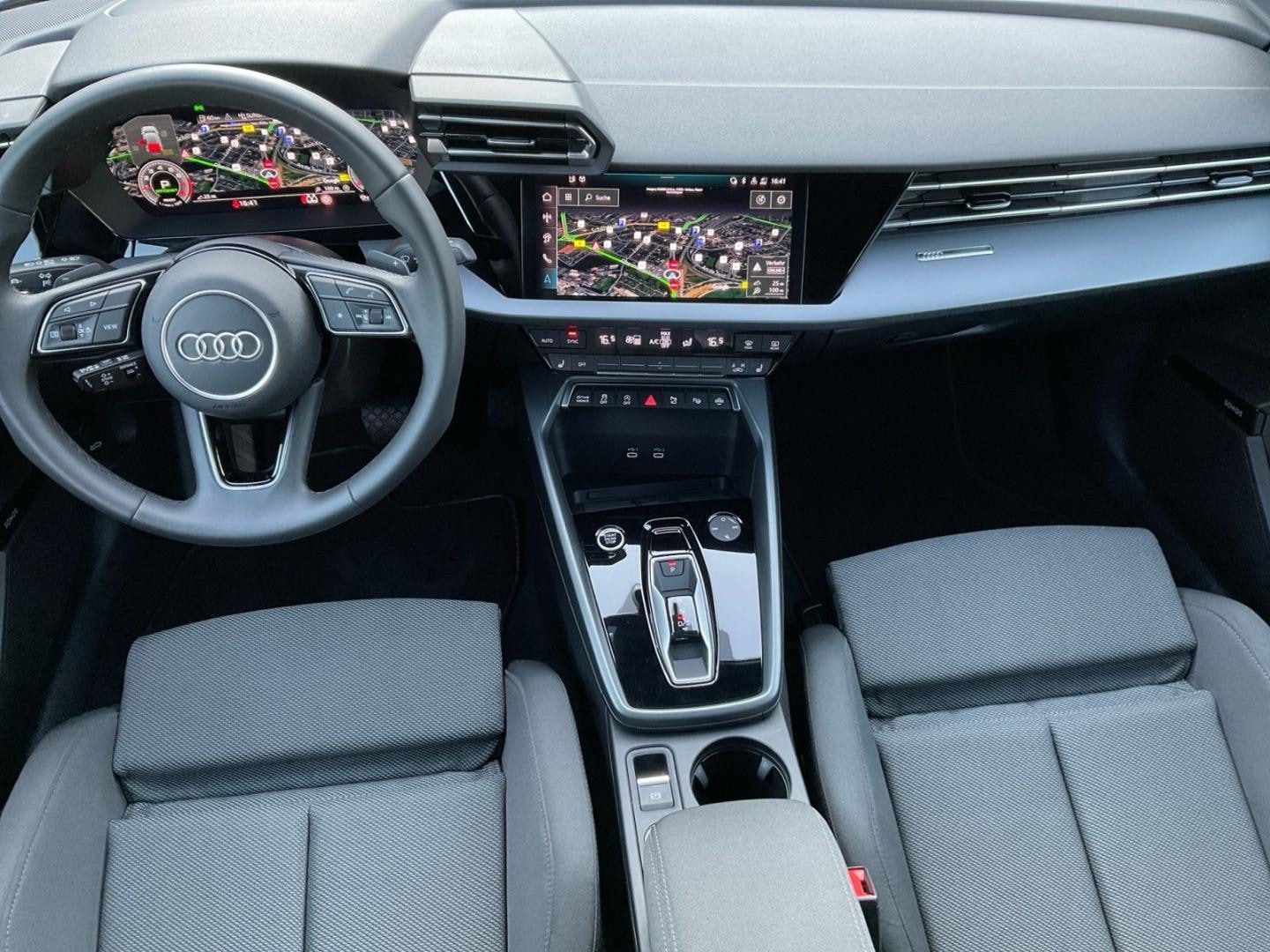 Bild über Audi A3 Sportback S line 35 TFSI S tronic - für weitere Informationen kontaktieren Sie den Audi Partner