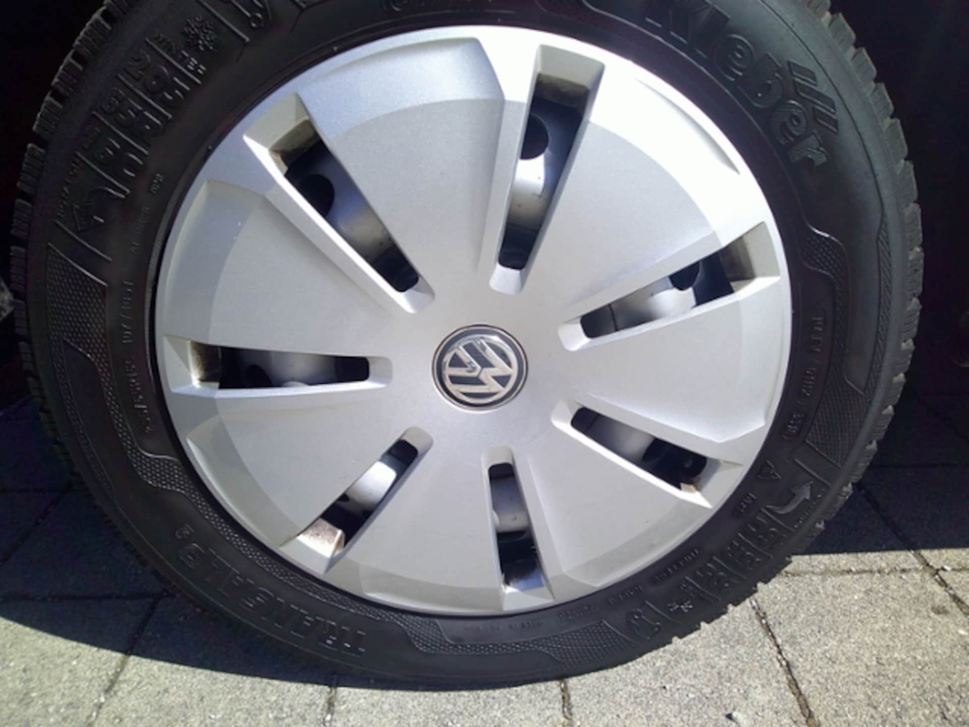 Volkswagen T6.1 Transporter Kasten langer Radstand