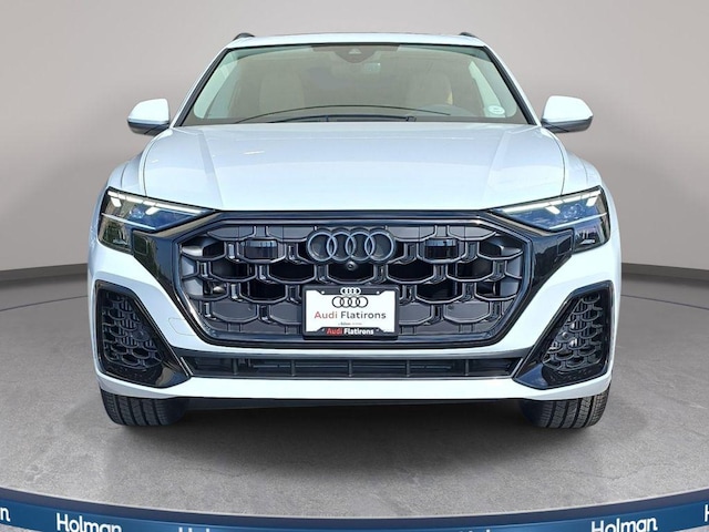 2026 Audi Q8