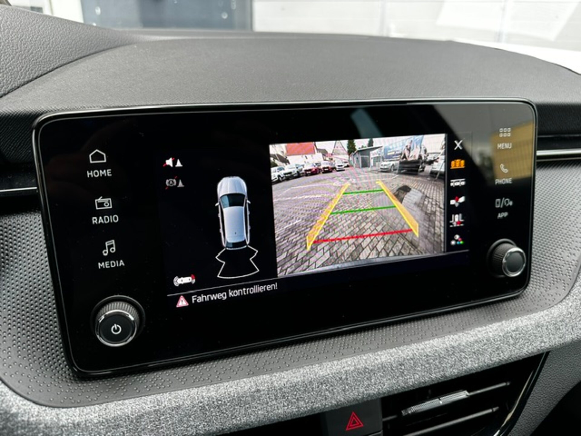 Skoda Scala Extra