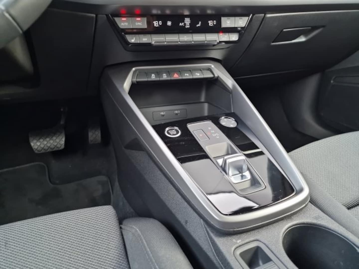 Bild über Audi A3 Sportback advanced 30 TDI S tronic - für weitere Informationen kontaktieren Sie den Audi Partner