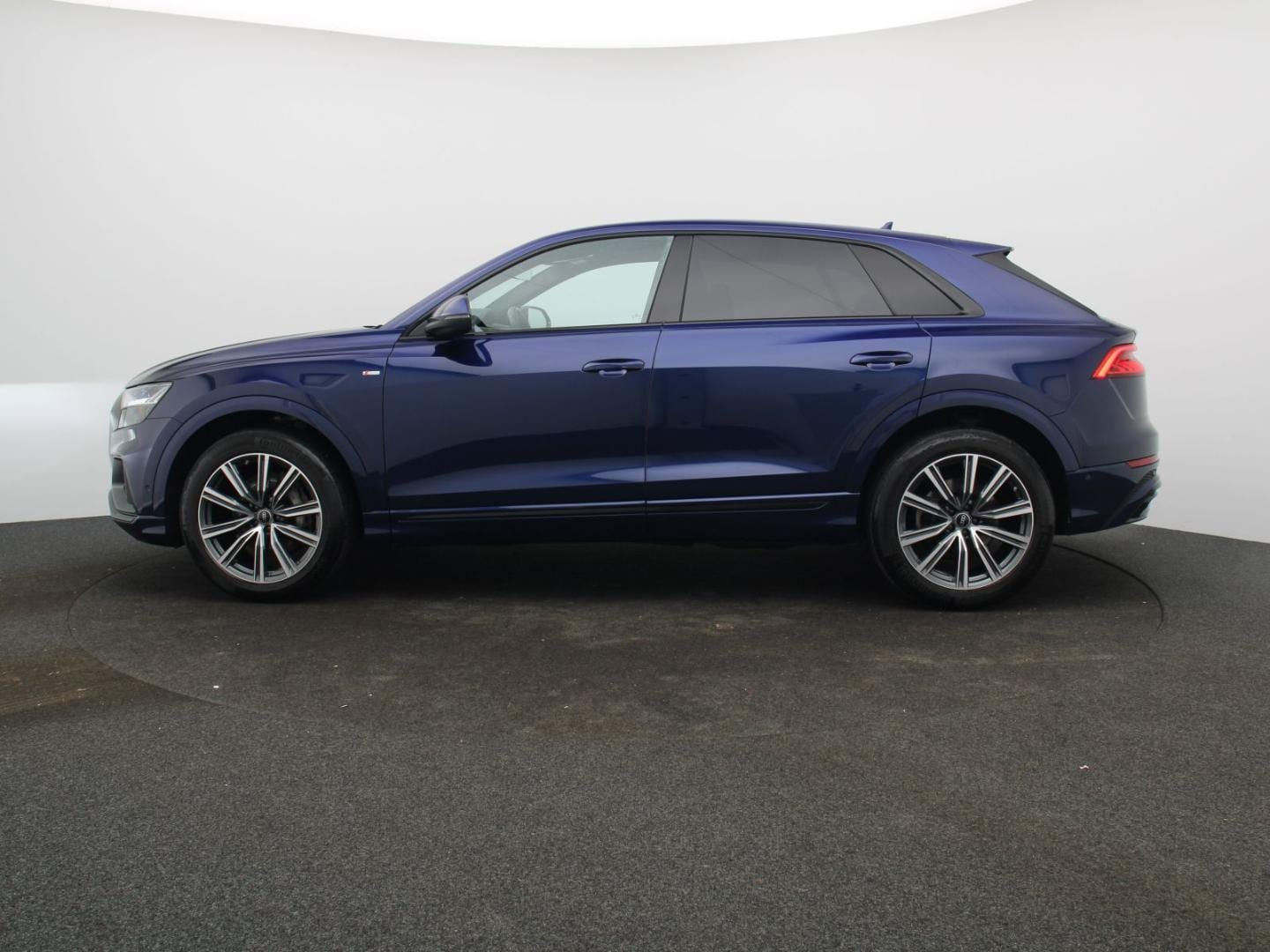 Image about Audi Q8 50 TDI quattro tiptronic