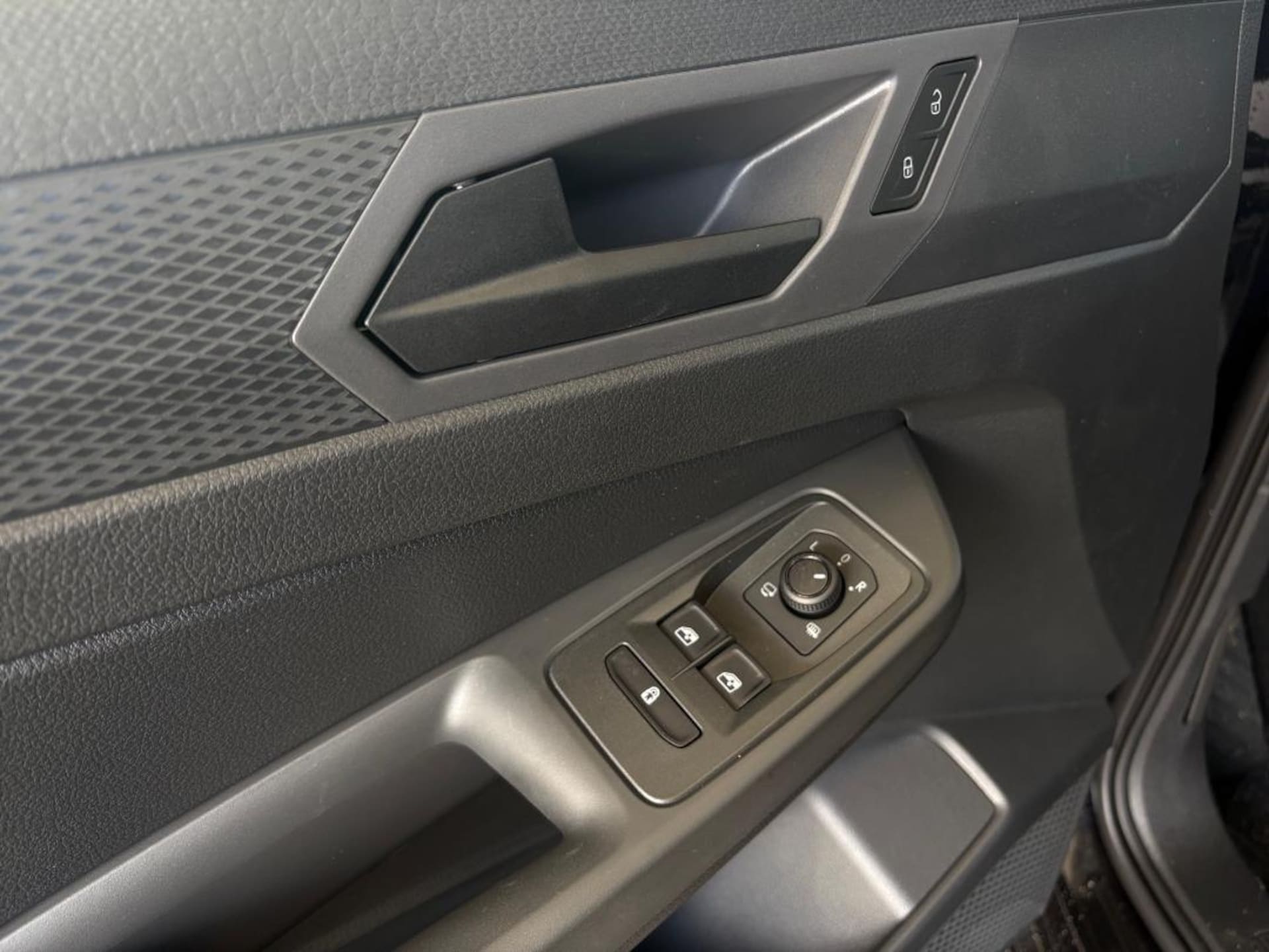 Volkswagen Caddy Basis-Modell