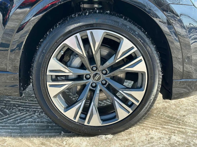 2026 Audi Q8 Premium Plus - Photo 9