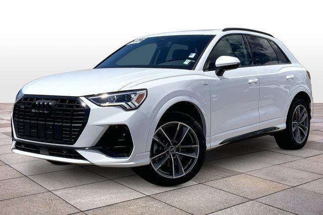 2025 Audi Q3 45 TFSI S Line Premium quattro's photo