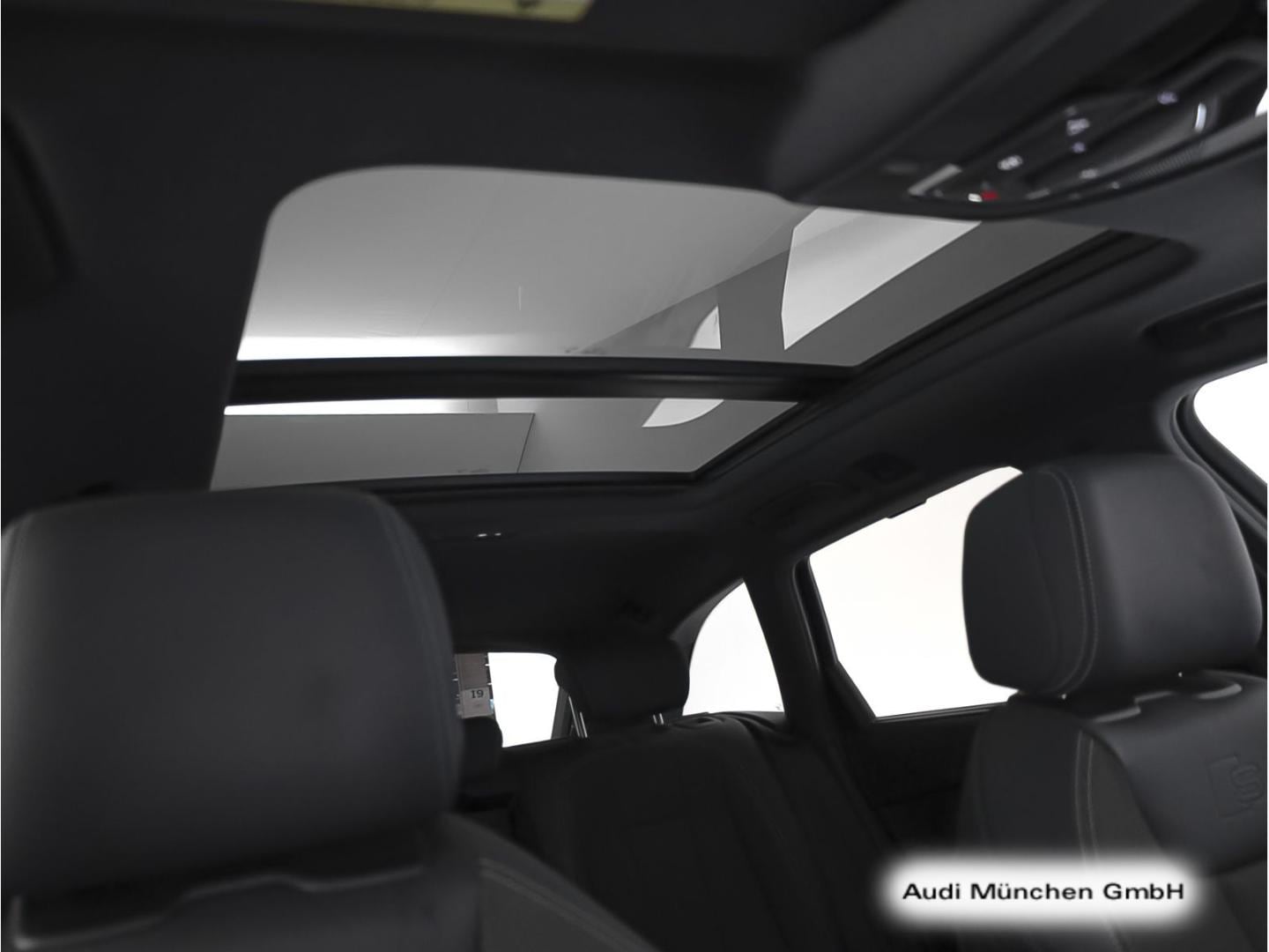Bild über Audi A4 Avant S line 40 TFSI quattro S tronic - für weitere Informationen kontaktieren Sie den Audi Partner