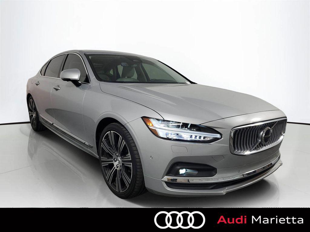 2023 Volvo S90 B6 Plus AWD's photo