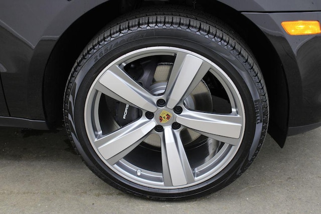 2025 Porsche Macan Base - Photo 15