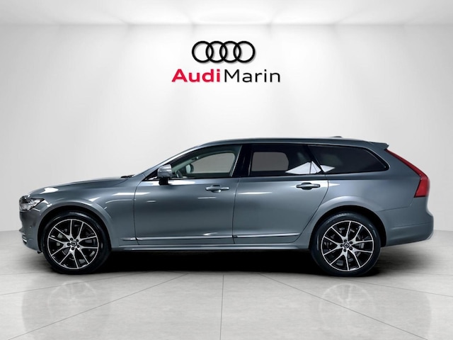 2018 Volvo V90 Cross Country