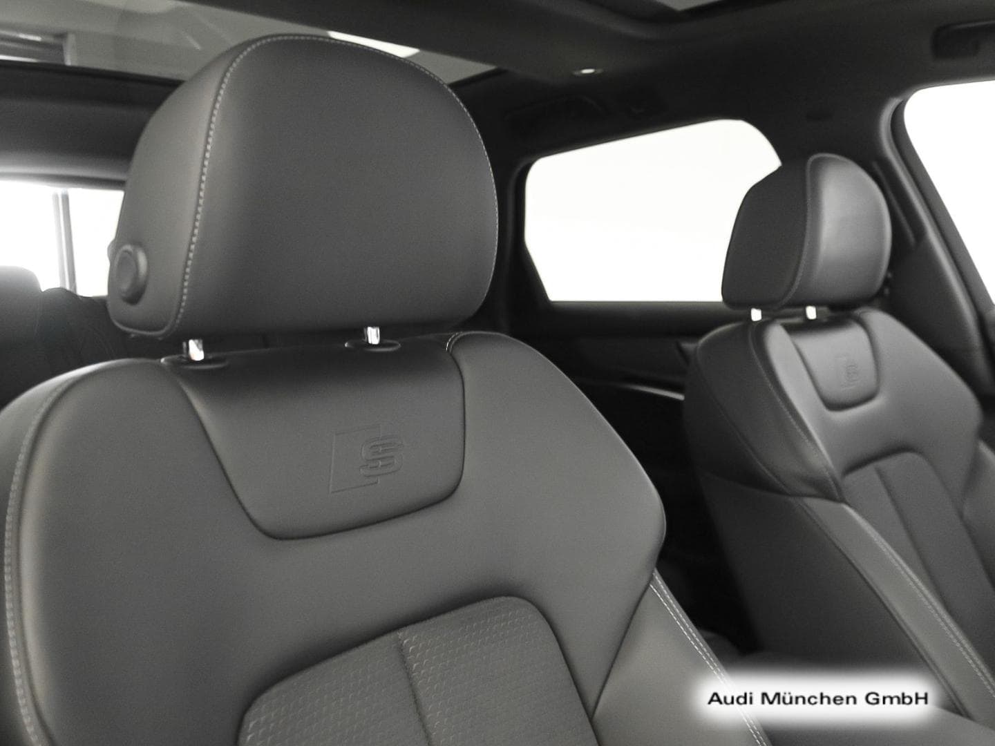 Bild über Audi S6 Avant TDI quattro tiptronic - für weitere Informationen kontaktieren Sie den Audi Partner