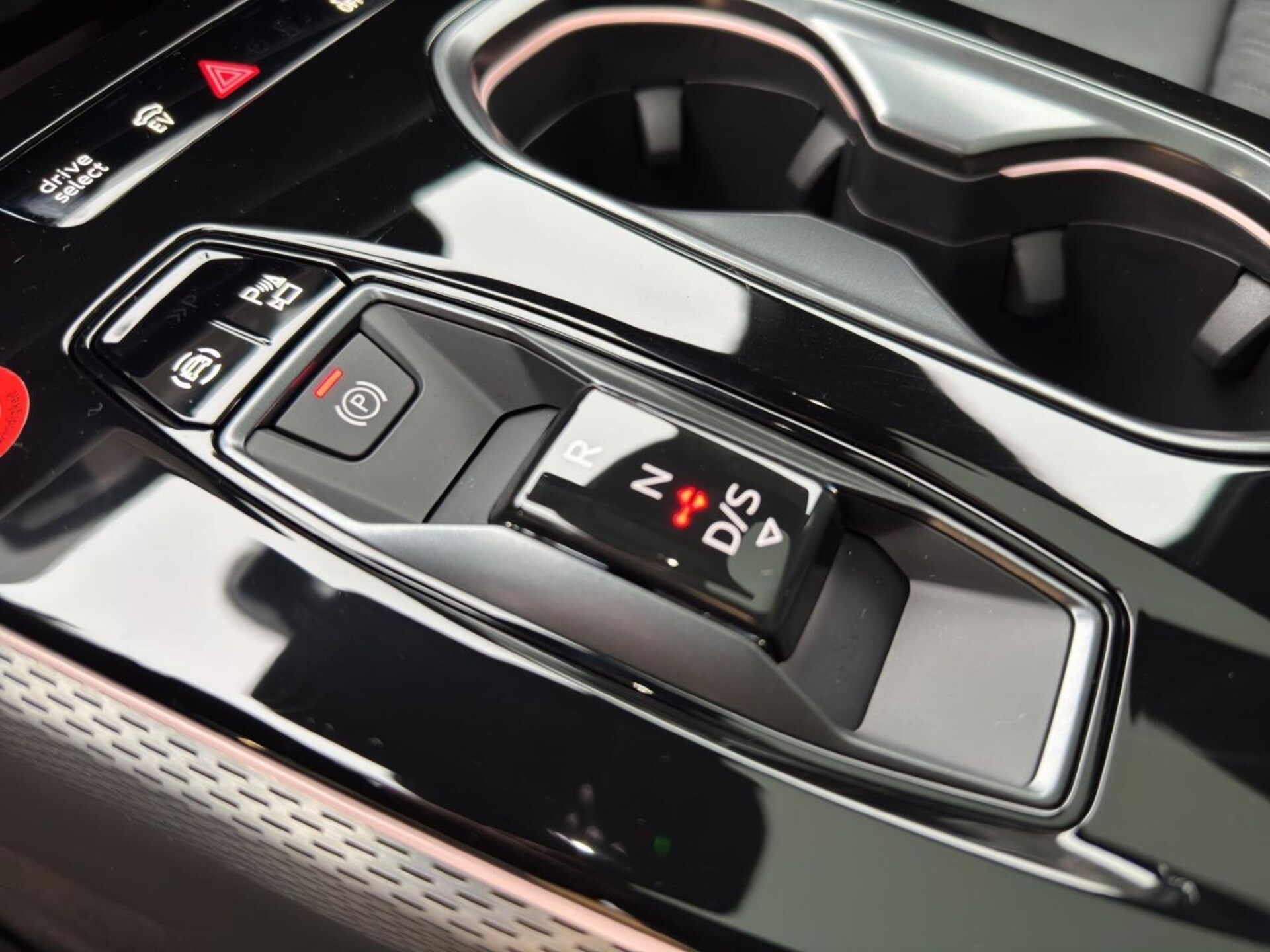 Audi A6 Avant e-hybrid