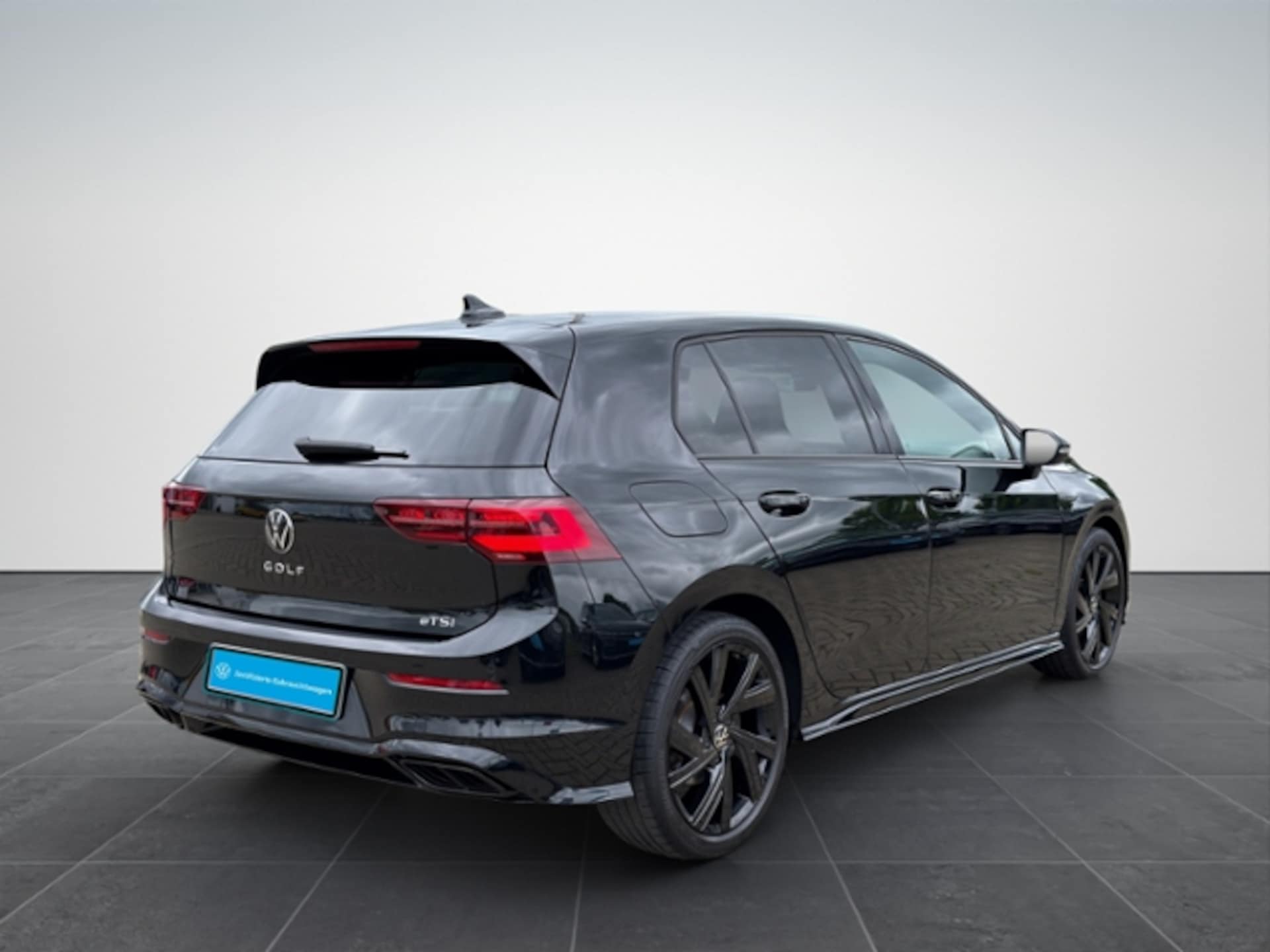 Volkswagen Golf R-Line