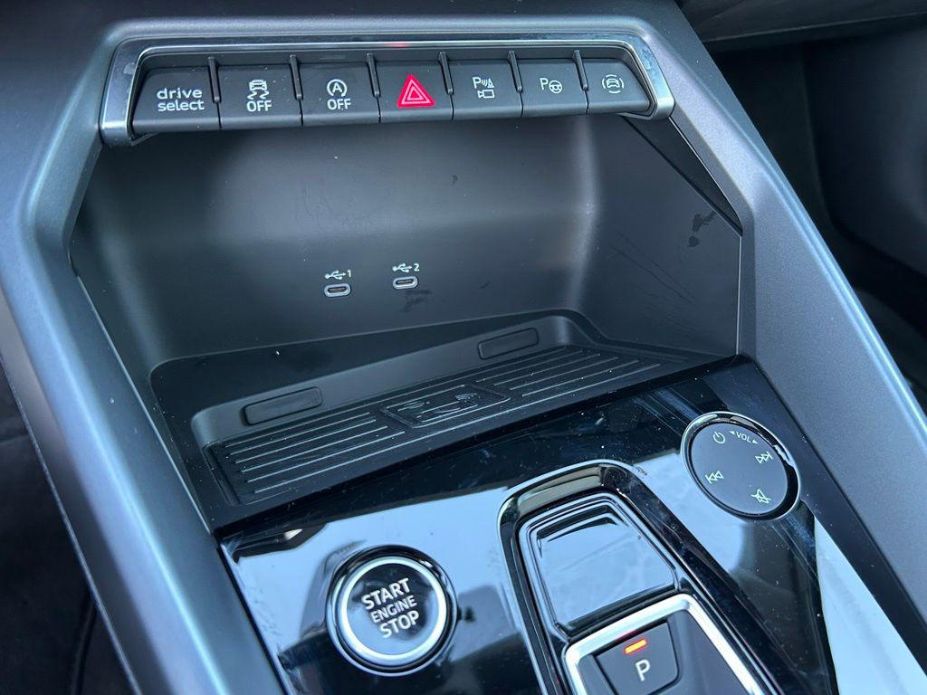 2025 Audi A3 Premium - Photo 31