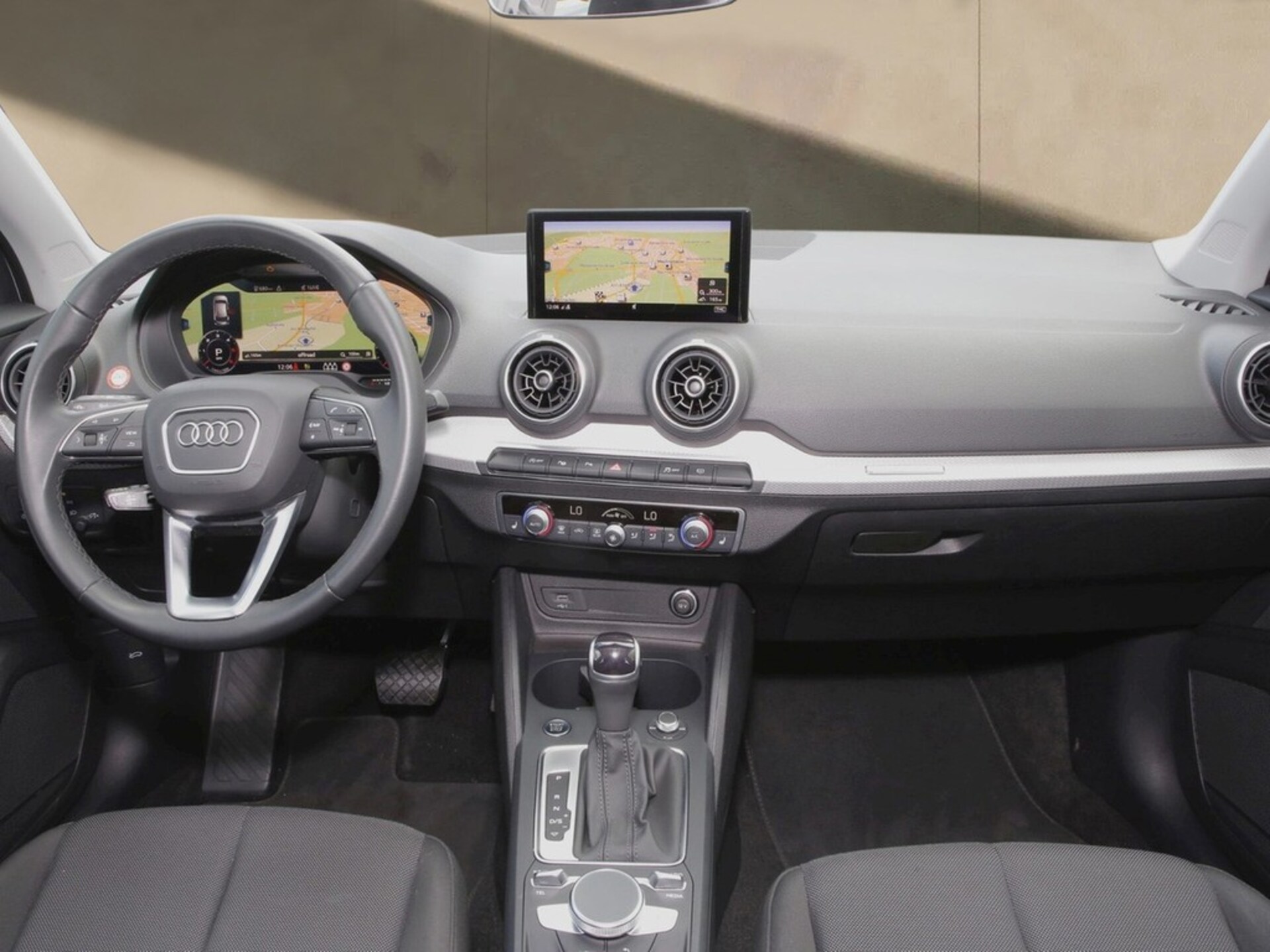 Audi Q2 S line