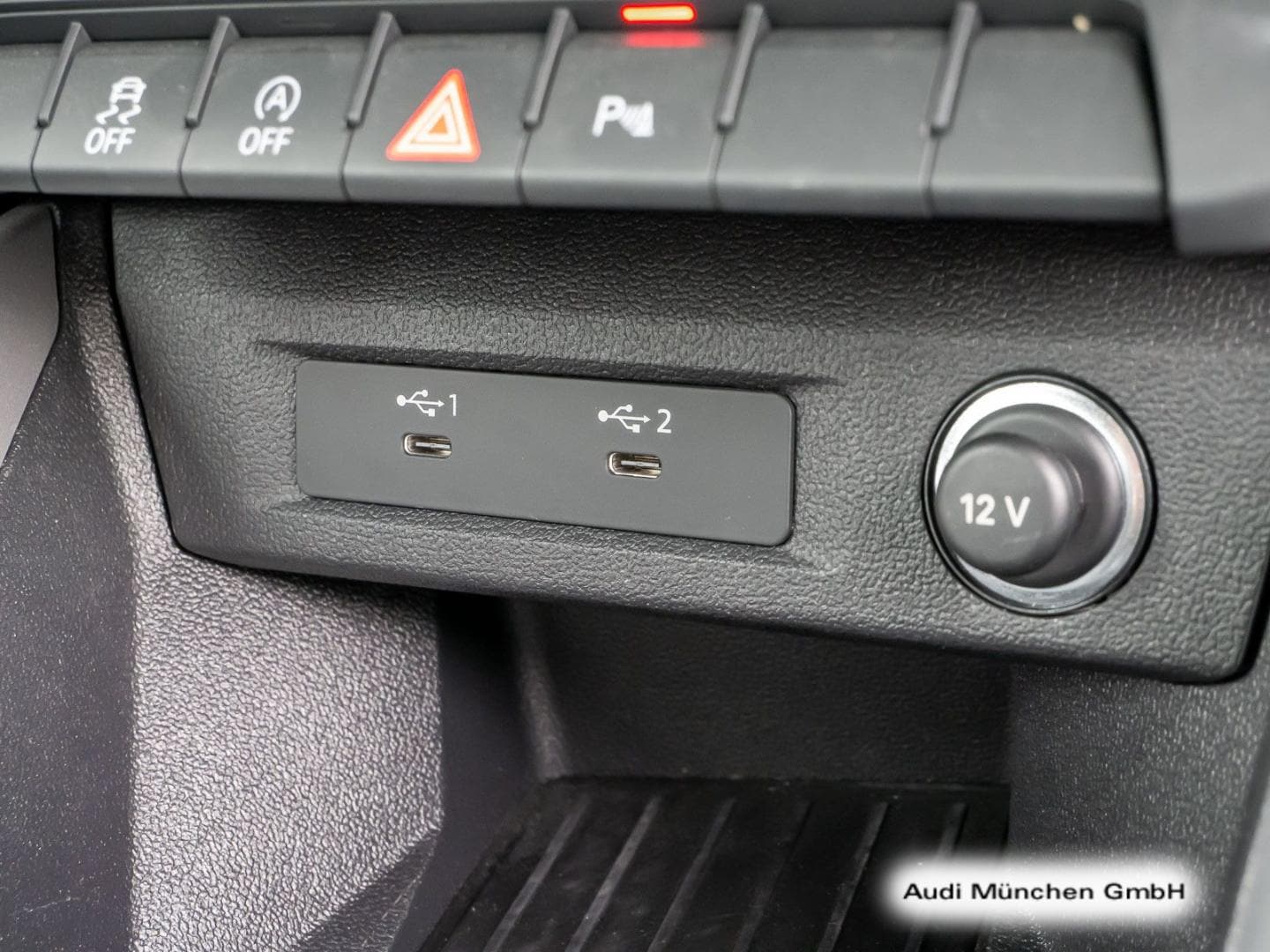 Bild über Audi A1 Sportback advanced 25 TFSI S tronic - für weitere Informationen kontaktieren Sie den Audi Partner