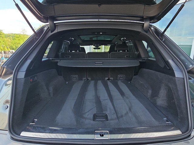 Image about Audi SQ7 TFSI quattro tiptronic
