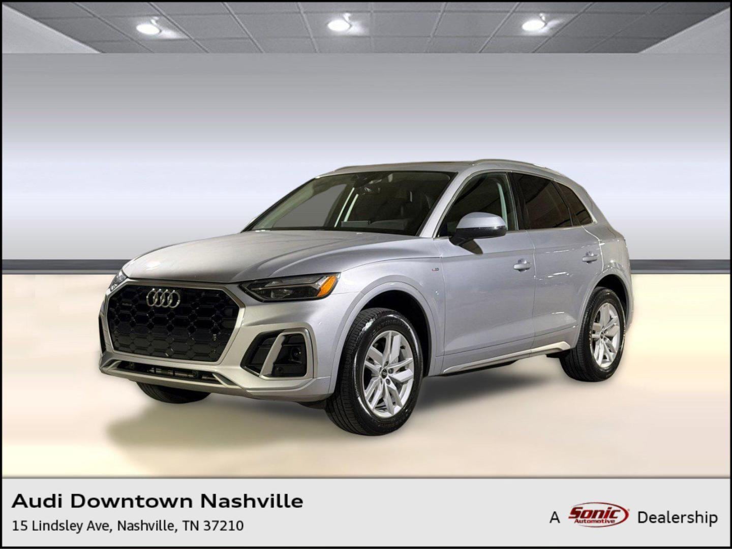 2023 Audi Q5 45 Premium's photo