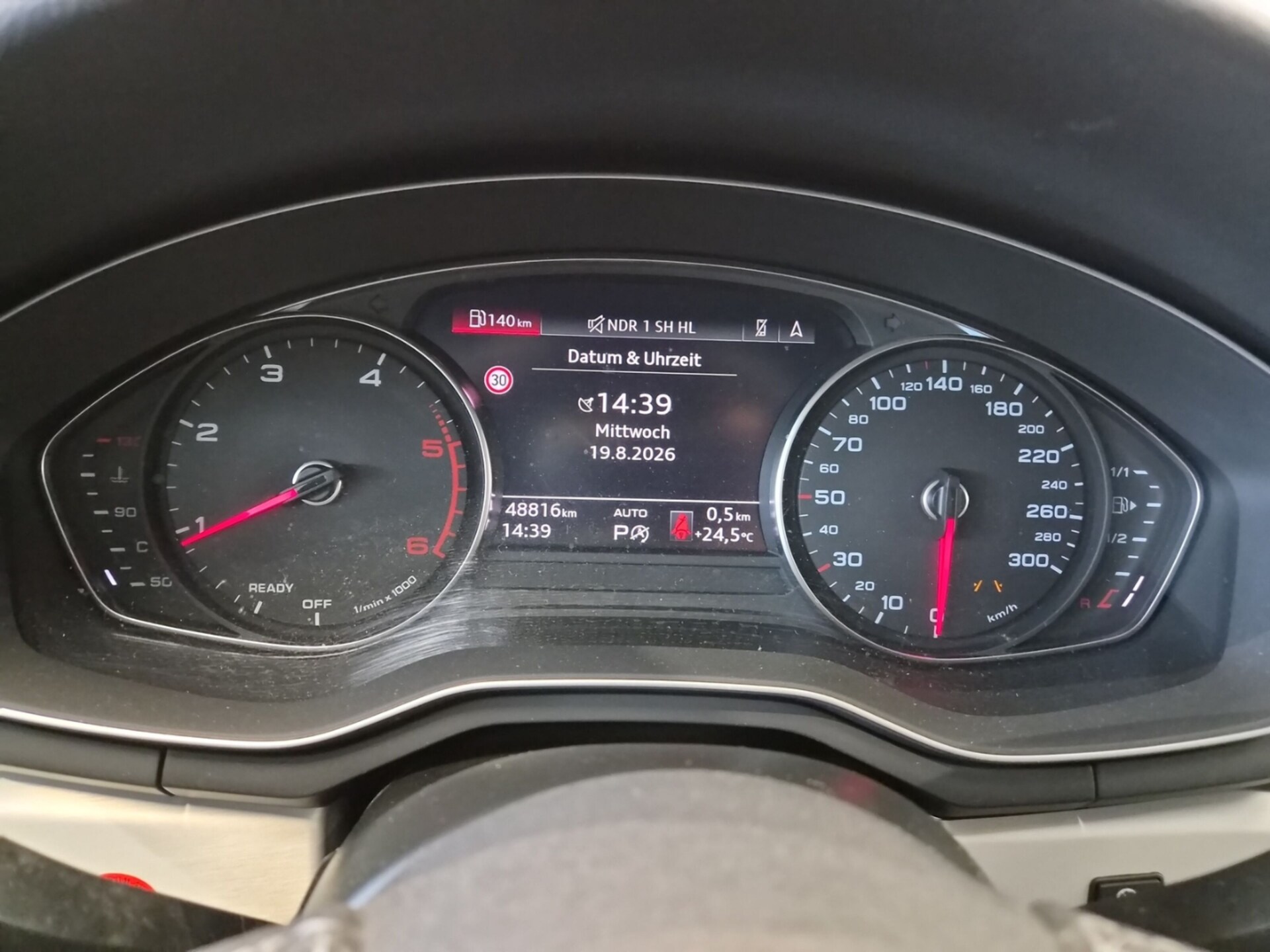 Audi A4 Avant S line