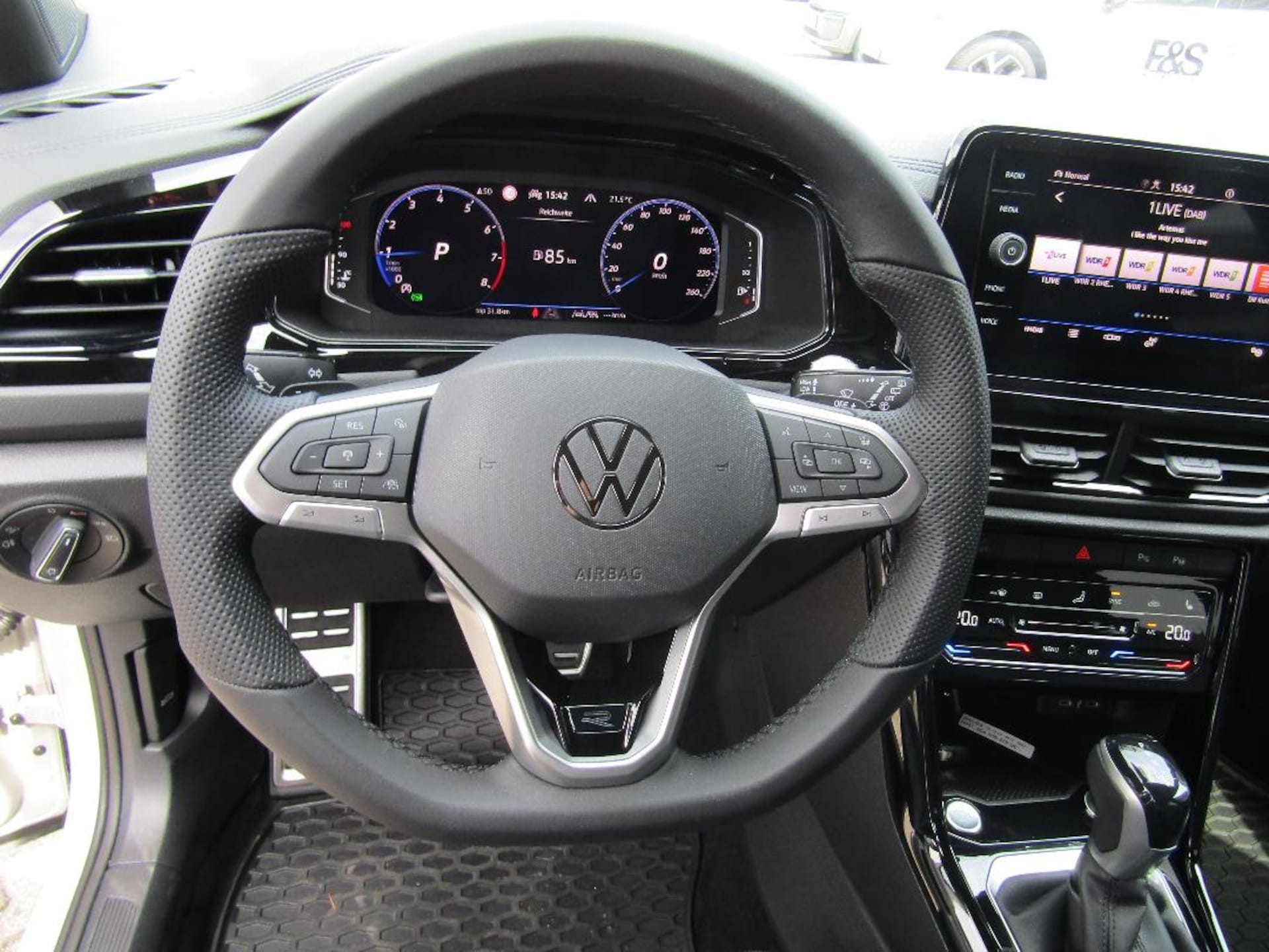 Volkswagen T-Roc R-Line