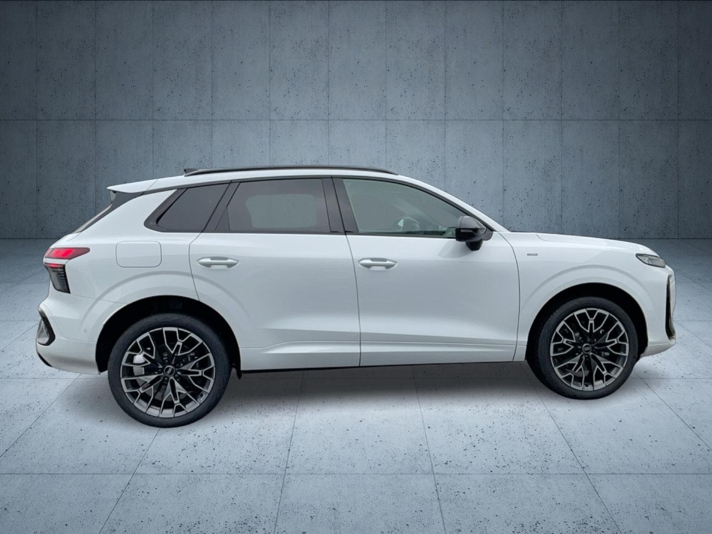 Bild über Audi Q3 SUV e-hybrid e-hybrid 200 kW S tronic - für weitere Informationen kontaktieren Sie den Audi Partner