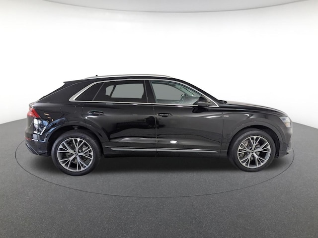 2023 Audi Q8