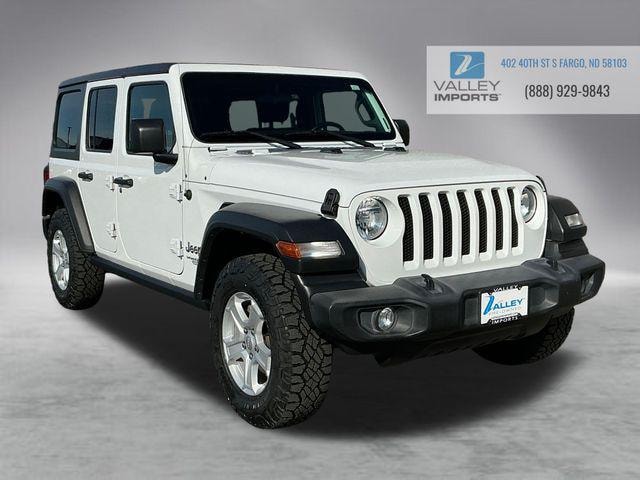 Photo of 2021 Jeep Wrangler 