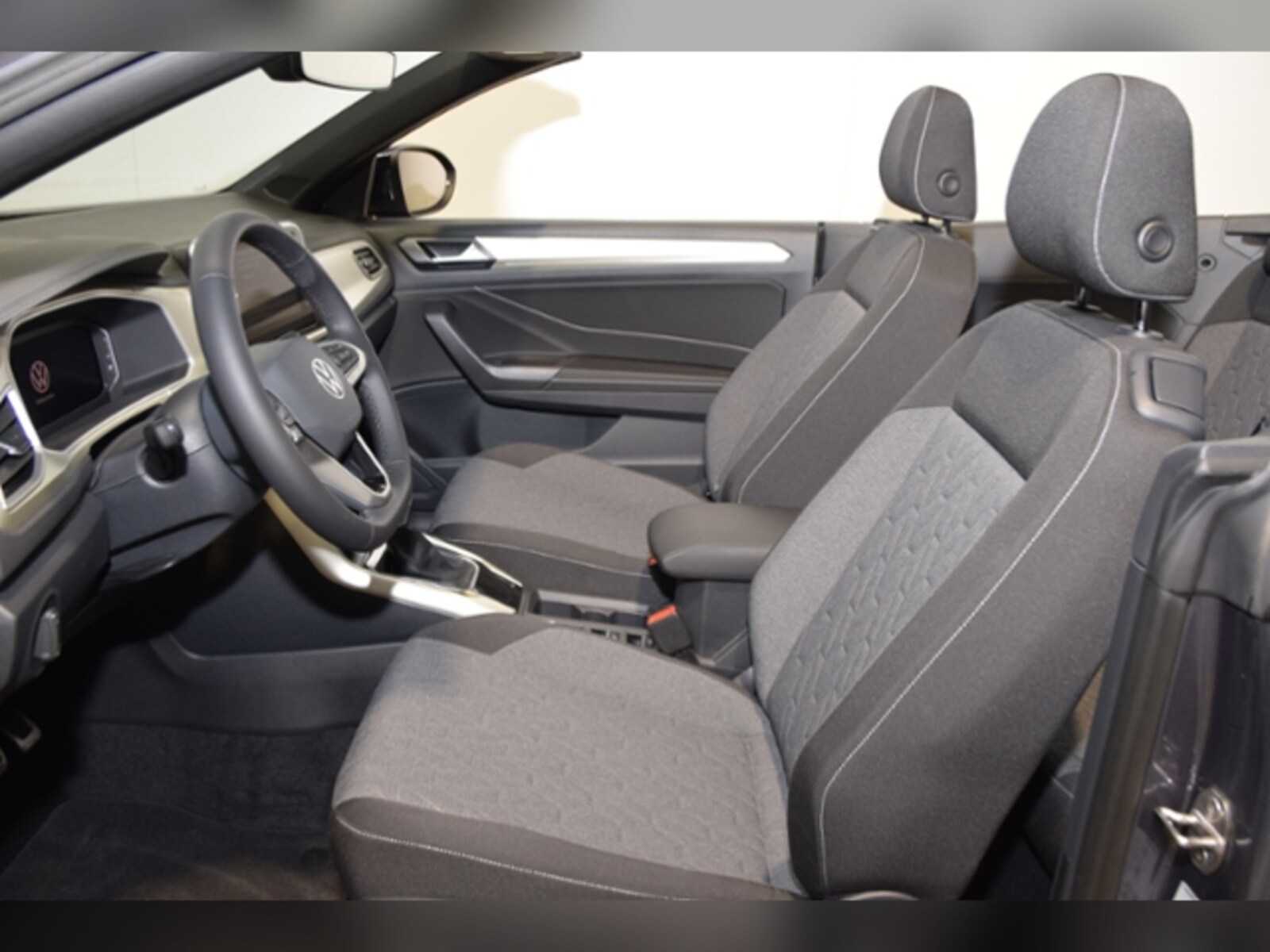 Volkswagen T-Roc Cabriolet – Bild 10