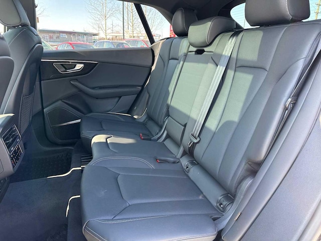 2026 Audi Q8 Premium Plus - Photo 17