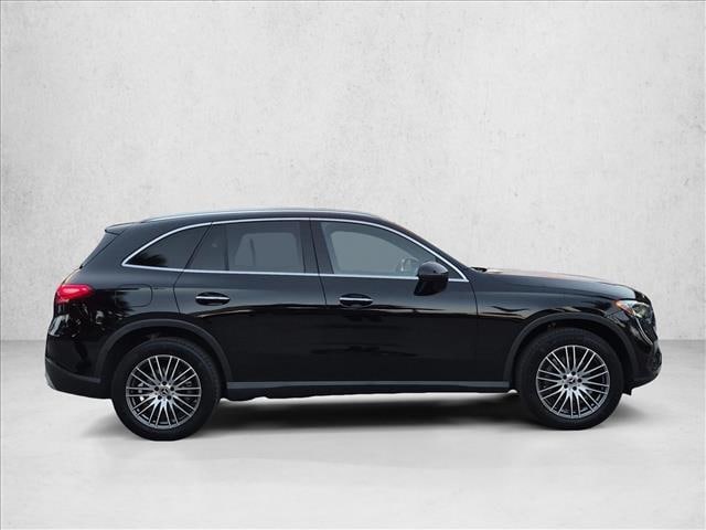 2026 Mercedes-Benz GLC 300