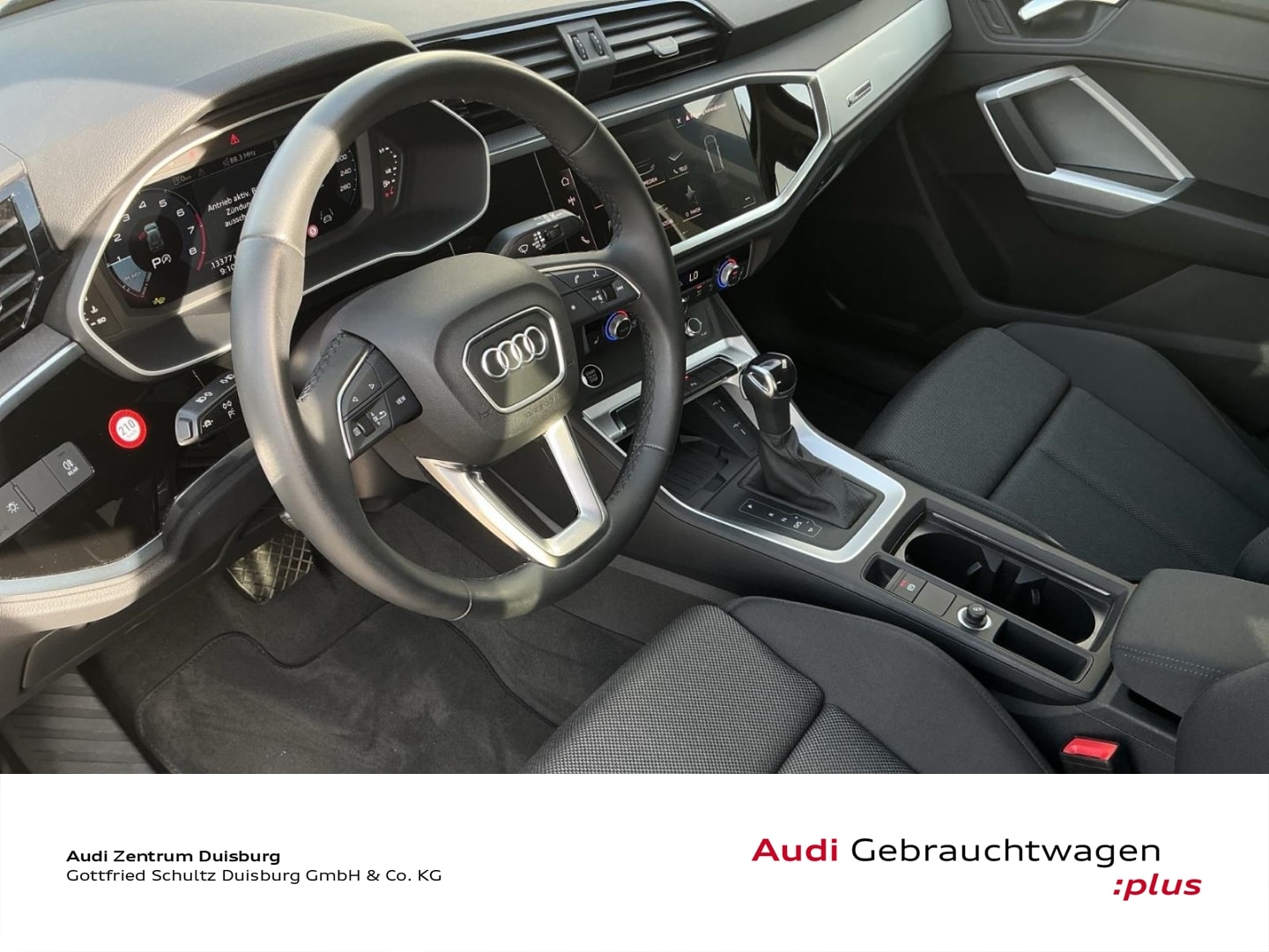 Bild über Audi Q3 advanced 35 TFSI S tronic - für weitere Informationen kontaktieren Sie den Audi Partner