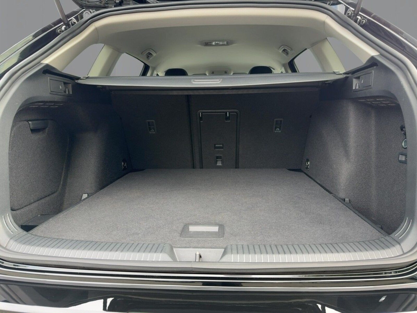 Volkswagen Golf Variant – Bild 7