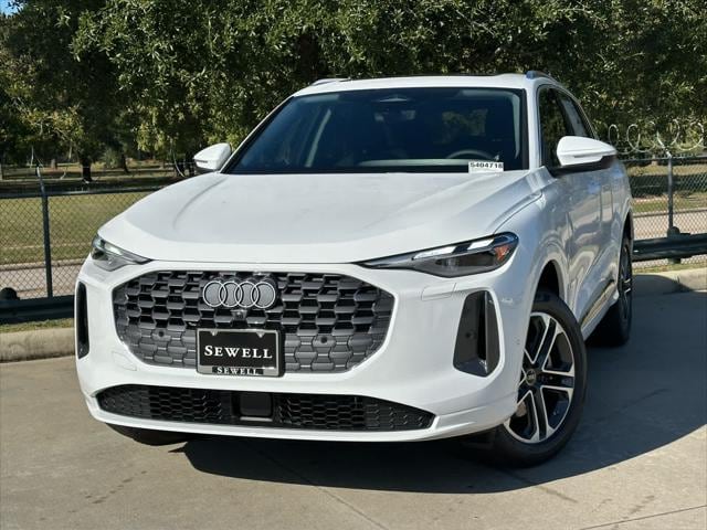 2025 Audi New Q5 Premium's photo