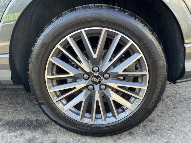 Audi Q3 40 TFSI quattro Premium 137 186 kW hp Tiptronic 6