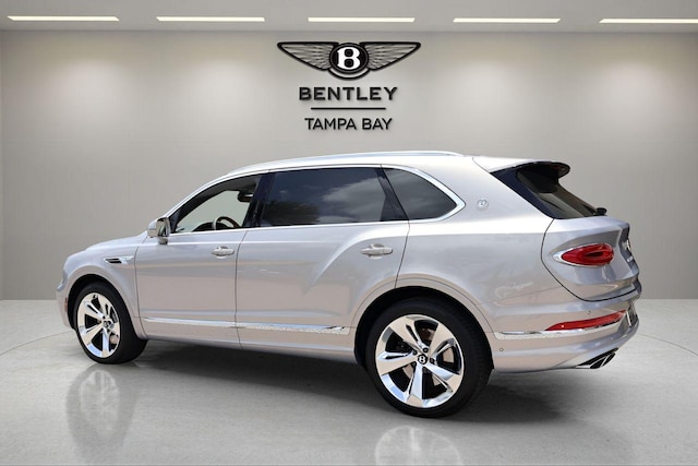2025 Bentley Bentayga EWB