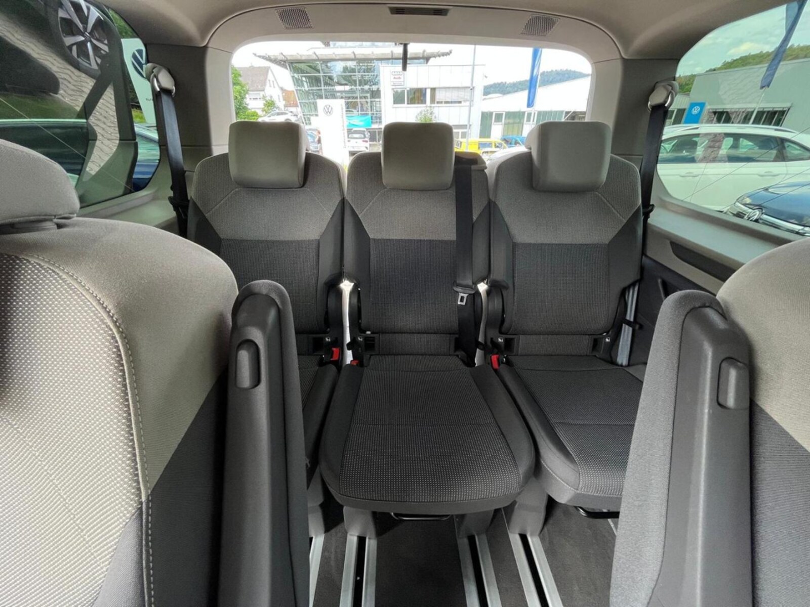 Volkswagen Multivan Langversion – Bild 23