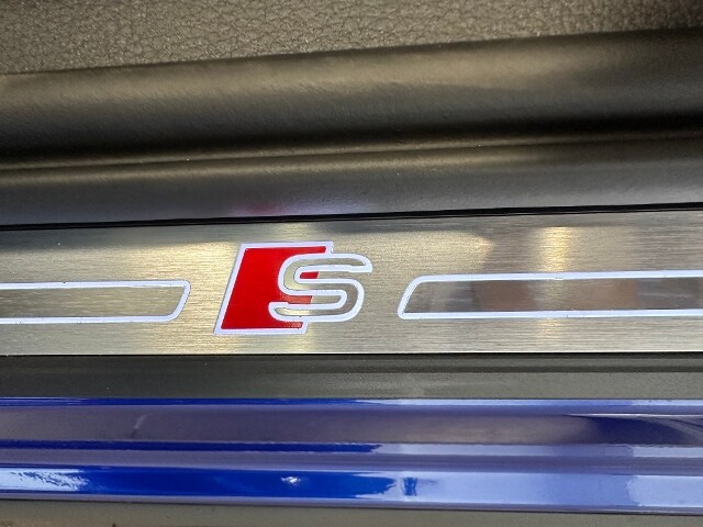 Image about Audi Q8 e-tron S line 55 e-tron quattro